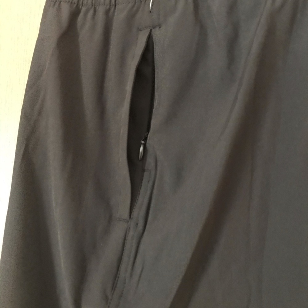 Old Navy athletic shorts - Picture 4 of 5